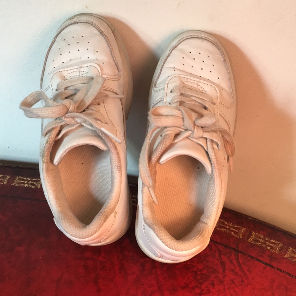 Wonder Nation Girl’s White Platform Sneakers: Size 13